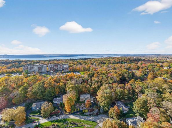 96 Cherry Hill Court, Briarcliff Manor NY 10510