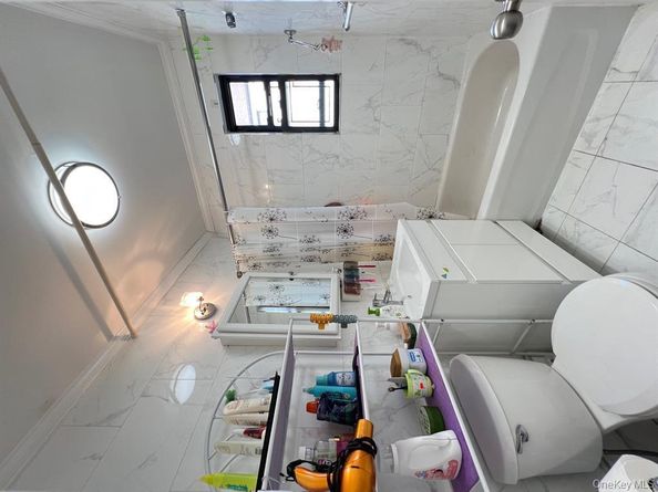 69-15 136th St A, Kew Garden Hills NY 11367