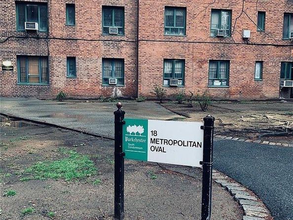 18 Metropolitan Oval 8A, Bronx NY 10462