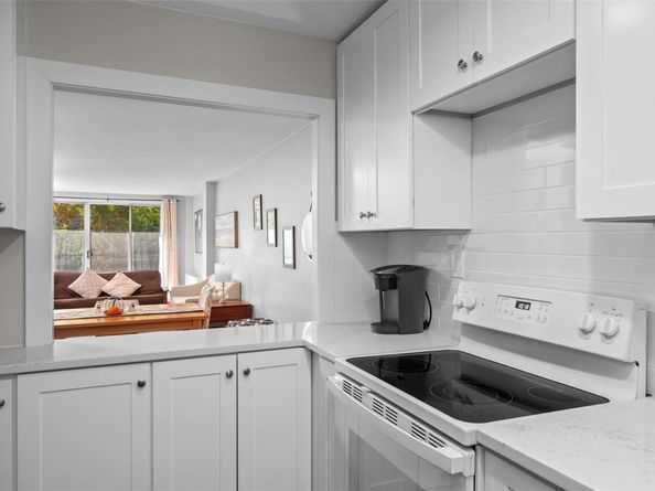 20 Old Mamaroneck Road 2D, White Plains NY 10605