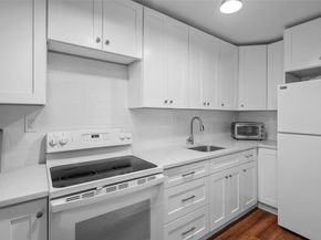 20 Old Mamaroneck Road 2D, White Plains NY 10605