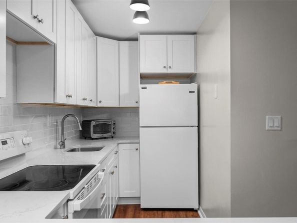 20 Old Mamaroneck Road 2D, White Plains NY 10605