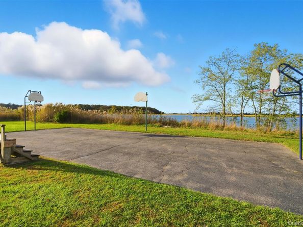 58 Orchid Drive, Kings Park NY 11754