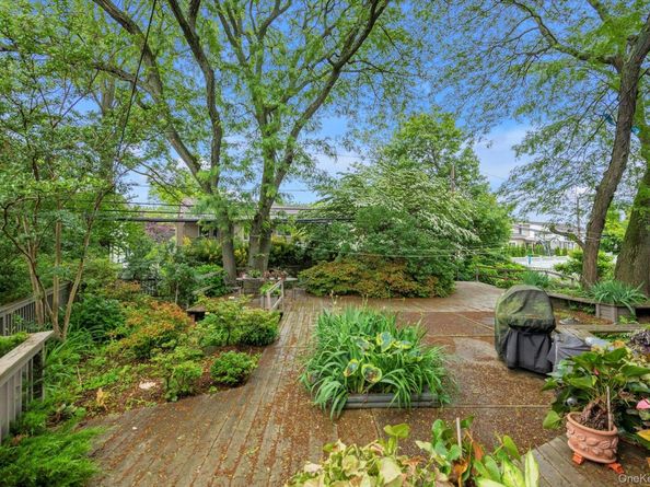 740 Kearny Drive, North Woodmere NY 11581