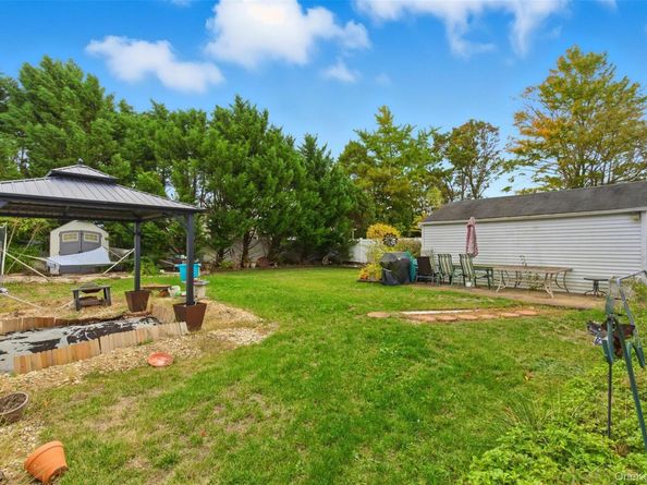 179 Park Lane, Massapequa NY 11758