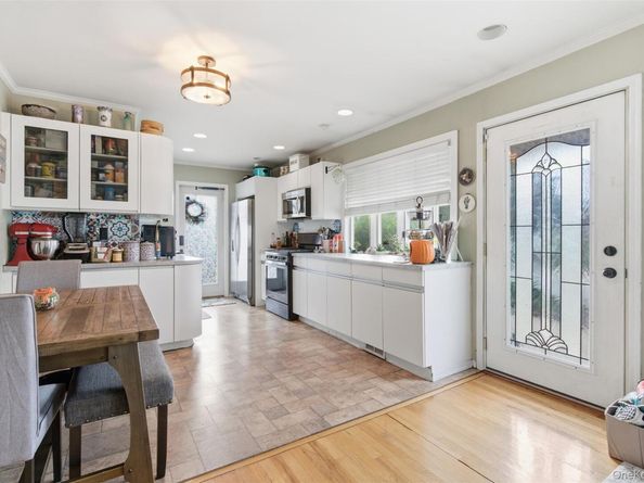 179 Park Lane, Massapequa NY 11758