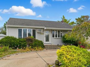 179 Park Lane, Massapequa NY 11758