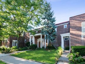 147-35 Village Road 35B, Briarwood NY 11435