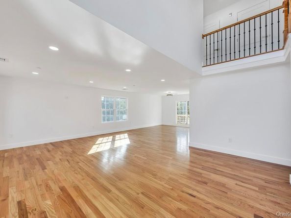 322 Miller Avenue, Freeport NY 11520