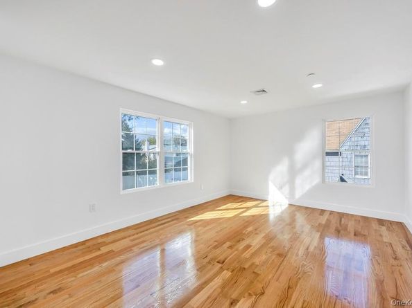 322 Miller Avenue, Freeport NY 11520