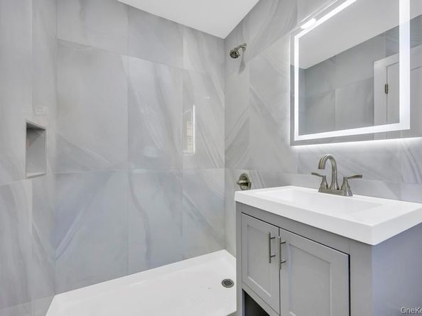 322 Miller Avenue, Freeport NY 11520