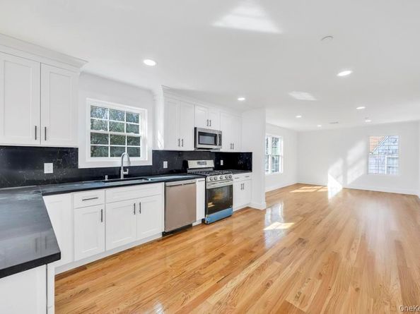 322 Miller Avenue, Freeport NY 11520