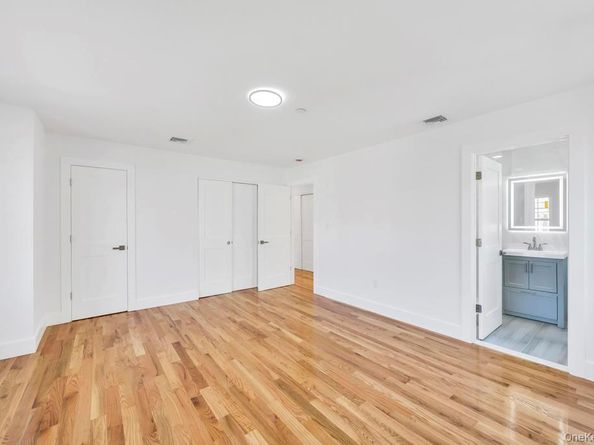 322 Miller Avenue, Freeport NY 11520