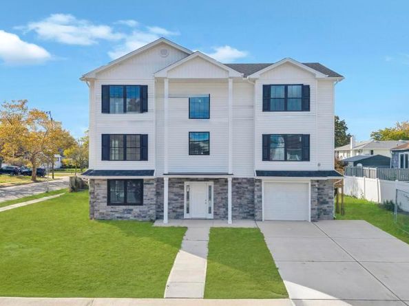 322 Miller Avenue, Freeport NY 11520