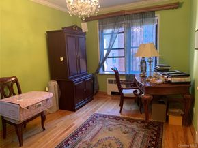 72-11 110 Street 3g, Forest Hills NY 11375