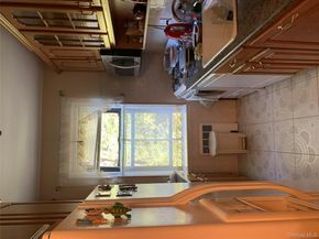 72-11 110 Street 3g, Forest Hills NY 11375