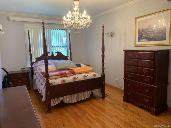 72-11 110 Street 3g, Forest Hills NY 11375