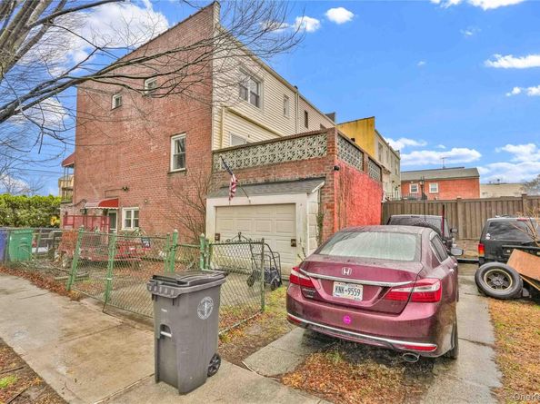 2829 Schurz Avenue, Bronx NY 10465