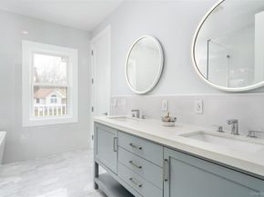 40 Waters Edge Road, Southampton NY 11968
