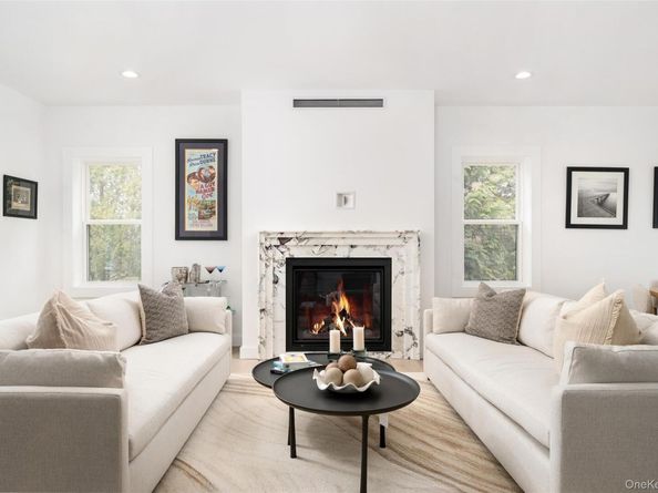 40 Waters Edge Road, Southampton NY 11968