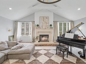 117 Plainview Road, Woodbury NY 11797