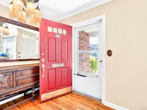 115 Robins Road 115, New Rochelle NY 10801