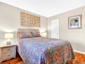115 Robins Road 115, New Rochelle NY 10801
