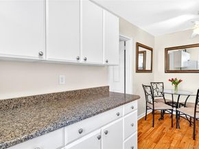 115 Robins Road 115, New Rochelle NY 10801