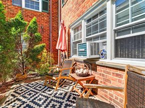 115 Robins Road 115, New Rochelle NY 10801