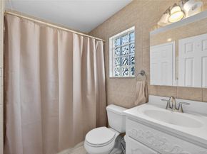 59 2nd Avenue, Holtsville NY 11742
