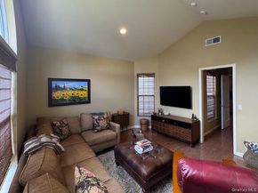15 Constantine Way, Mount Sinai NY 11766