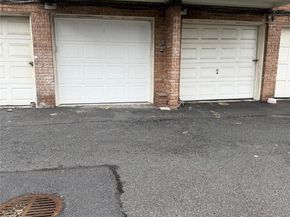 172-39 Highland Ave 4H, Jamaica Estates NY 11432