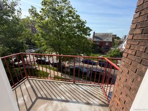 172-39 Highland Ave 4H, Jamaica Estates NY 11432