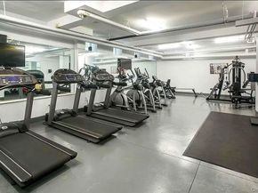 42-22 Ketcham F16, Elmhurst NY 11372