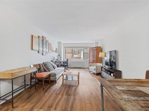 321 E 48th Street 9D, New York (Manhattan) NY 10017