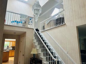 6 Cedarfield Terrace, Saint James NY 11780