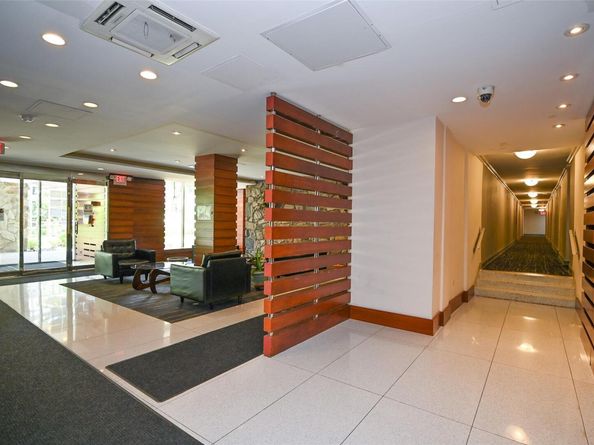 87-10 51 Avenue 6W, Elmhurst NY 11373
