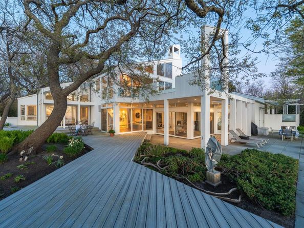 4105 Soundview Avenue, Mattituck NY 11952