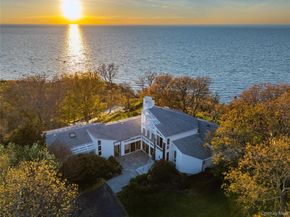 4105 Soundview Avenue, Mattituck NY 11952