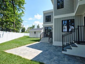 11 Highview Avenue, New Rochelle NY 10801