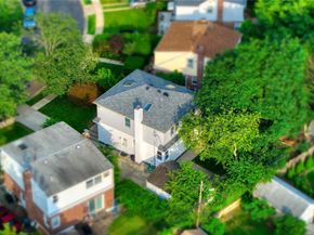 33 Park Circle, New Hyde Park NY 11040