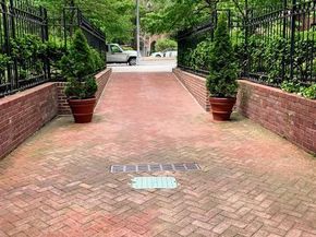 76-10 34th Avenue 2M, Jackson Heights NY 11372