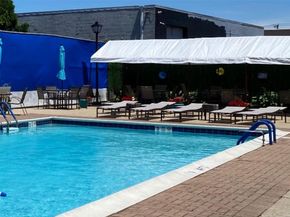 21 W Cambridge Drive SE 21, Copiague NY 11726