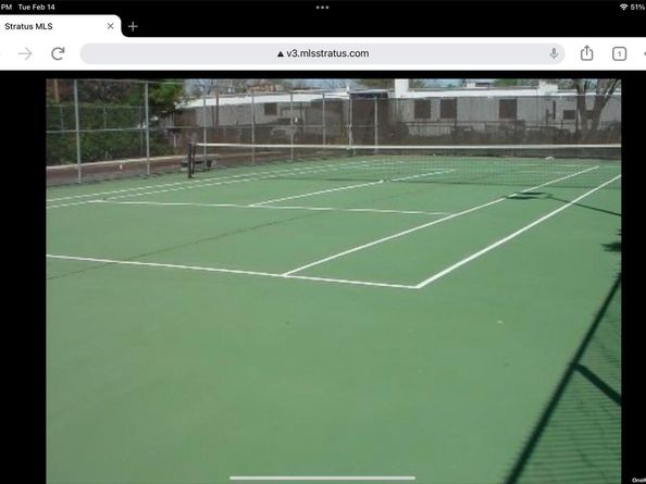 21 W Cambridge Drive SE 21, Copiague NY 11726
