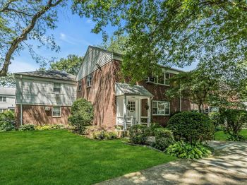 15-06 212 Street