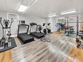 2035 Central Park Avenue 2H, Yonkers NY 10710