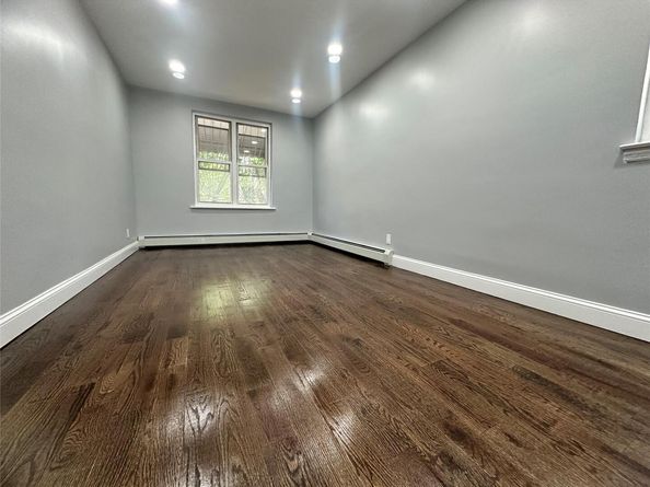 3145 Mickle Avenue, Bronx NY 10469