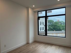 5216 Roosevelt Ave 5A, Woodside NY 11377