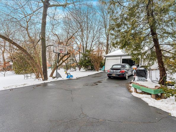 375 Park Avenue, Yonkers NY 10703