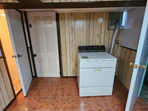 3206 85th Street, East Elmhurst NY 11370
